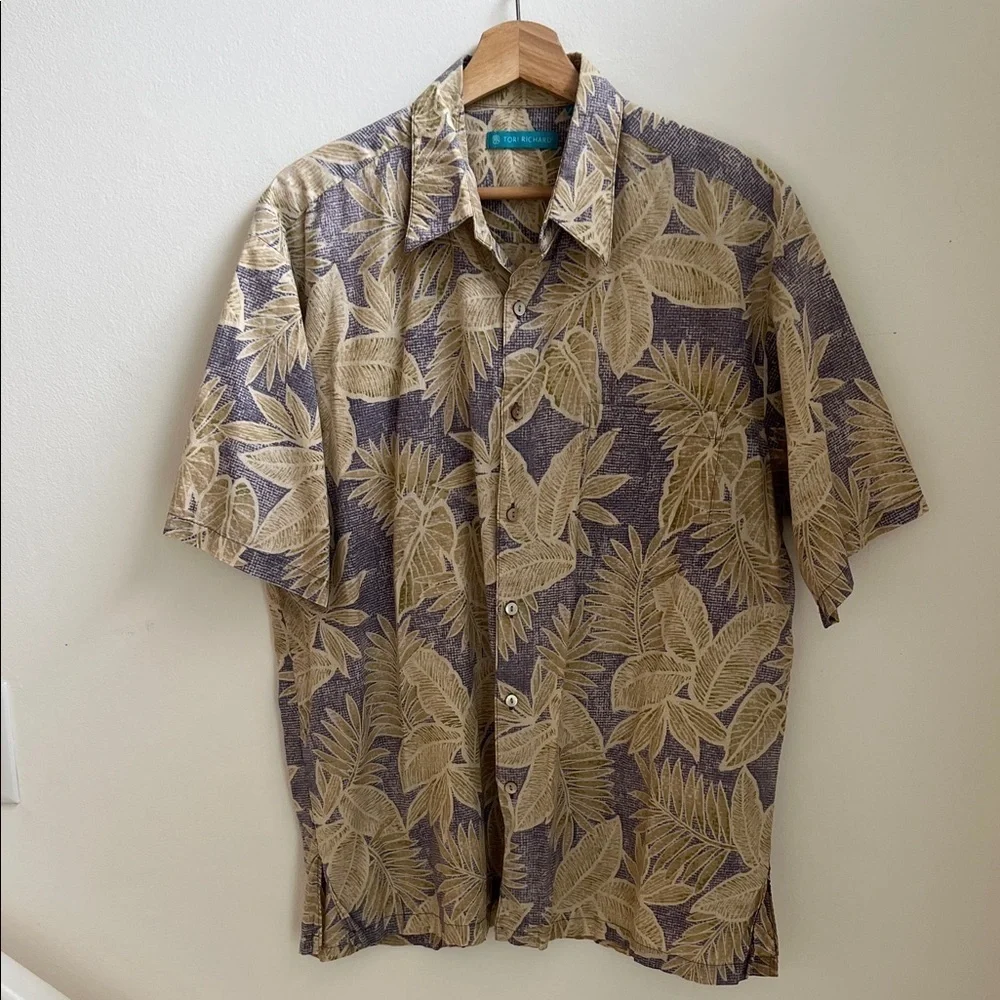Tori Richard Men's Hawaiian Print button down size large cotton lawn